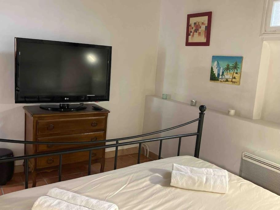 Appartement Avec Deux Chambres Centre Ville Aixois Aix-en-Provence Eksteriør bilde
